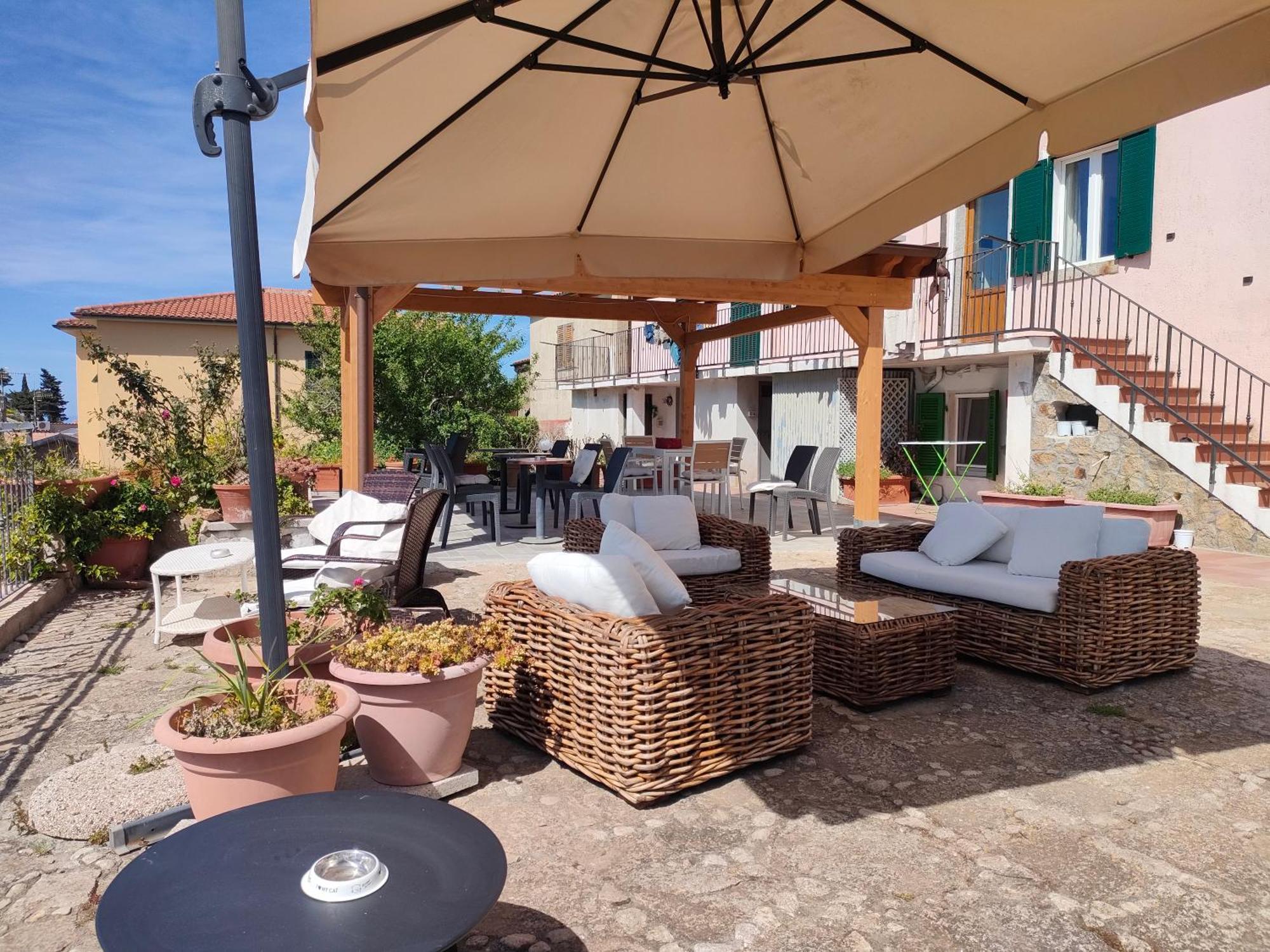 B&B Airone Giglio Castello ภายนอก รูปภาพ